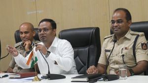 ಬೆಳಗಾವಿ; ರಾಜಕೀಯ ಪಕ್ಷದ ಪ್ರತಿನಿಧಿಗಳ ಜೊತೆ ಡಿಸಿ ಸಭೆ 
