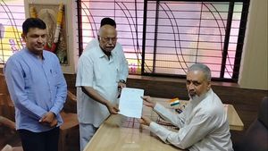 ಶಾಸಕ ಸ್ಥಾನಕ್ಕೆ ರಾಜೀನಾಮೆ ನೀಡಿ ಬಿಜೆಪಿಗೆ ಶಾಕ್‌ ಕೊಟ್ಟ ಎನ್.ವೈ.ಗೋಪಾಲಕೃಷ್ಣ