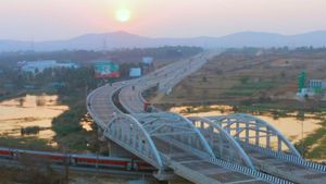  Bengaluru-Mysuru Expressway: ಅಪೂರ್ಣ ಹೆದ್ದಾರಿ ಉದ್ಘಾಟನೆ, ಇದು ಚುನಾವಣೆ ಗಿಮಿಕ್‌:  ಡಿ.ಕೆ.ಸುರೇಶ್‌ ವಾಗ್ದಾಳಿ