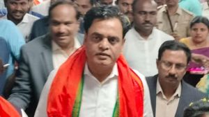 ರಾಮನಗರ ಜಿಲ್ಲಾಸ್ಪತ್ರೆ ಲೋಕಾರ್ಪಣೆಯಲ್ಲೂ ಮುಂದುವರೆದ ರಾಜಕೀಯ ನಾಯಕರ ಕ್ರೆಡಿಟ್ ವಾರ್