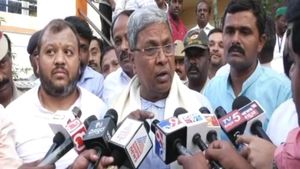 ಶುರುವಾಯ್ತು ಮತ್ತೆ ಬಿಜೆಪಿ-ಕಾಂಗ್ರೆಸ್ ಕ್ರೆಡಿಟ್ ವಾರ್; ಆ ರಸ್ತೆ ಮಾಡಿದ್ದು ನಾವು: ಸಿದ್ದರಾಮಯ್ಯ 