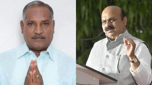 ಬಿಜೆಪಿಯಲ್ಲಿನ ಭಿನ್ನಮತ ಶೀಘ್ರವೇ ಶಮನ: ಶಾಸಕ ಓಲೇಕಾರ್ ಆರೋಪಕ್ಕೆ ದಾಖಲೆ ನೀಡಲಿ: ಬೊಮ್ಮಾಯಿ ಸವಾಲ್