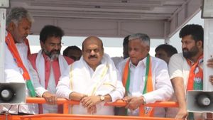 ಕರ್ನಾಟಕದಲ್ಲಿ ಬಿಜೆಪಿ ಮತ್ತೆ ಅಧಿಕಾರಕ್ಕೆ ಬರುತ್ತದೆ: ಪಕ್ಷ ಬಿಟ್ಟವರ ಬಗ್ಗೆ ತಲೆಕೆಡಿಸಿಕೊಳ್ಳಬೇಡಿ: ಸಿಎಂ ಬೊಮ್ಮಾಯಿ