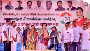  Congress Guarantee: ಅಂಗನವಾಡಿ, ಆಶಾ ಕಾರ್ಯಕರ್ತೆಯರಿಗೆ ವೇತನ ಹೆಚ್ಚಳ; ಹೊಸ ಗ್ಯಾರಂಟಿ ಘೋಷಿಸಿದ ಪ್ರಿಯಾಂಕಾ