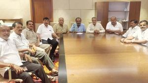  Karnataka elections 2023: ಮಂಡ್ಯ ವಿಧಾನಸಭಾ ಕ್ಷೇತ್ರದ ಕಾಂಗ್ರೆಸ್ ಅಭ್ಯರ್ಥಿ ಬದಲಾವಣೆಗೆ ಒತ್ತಾಯ