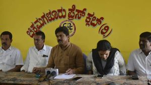  ಸಿ.ಟಿ.ರವಿ ವಿರುದ್ಧ ಅಪಪ್ರಚಾರ ಪೋಸ್ಟ್ ಪ್ರಕರಣ: ಮೂವರ ವಿರುದ್ದ ಎಫ್.ಐ.ಆರ್ ದಾಖಲು