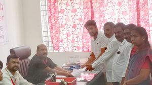 Darshan Dhruvanarayan files nomination: ದರ್ಶನ್‌ ಧ್ರುವನಾರಾಯಣ ನಾಮಪತ್ರ ಸಲ್ಲಿಕೆ 