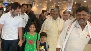 Rahul Gandhi Kolar Rally: ಬೆಂಗಳೂರಿನಲ್ಲಿ ರಾಹುಲ್ ಗಾಂಧಿಗೆ ಭರ್ಜರಿ ಸ್ವಾಗತ