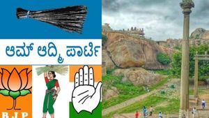  ಕೋಟೆನಾಡು ಚಿತ್ರದುರ್ಗ ಜಿಲ್ಲೆಯ 6 ಕ್ಷೇತ್ರಗಳಲ್ಲಿ ಕಣದಲ್ಲಿರುವ ಮತ್ತು ನಾಮಪತ್ರ ವಾಪಸ್ ಪಡೆದವರ ವಿವರ