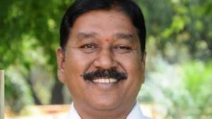 ಕೊನೆಗೂ ಕೊಳ್ಳೇಗಾಲದಿಂದ ಕಾಂಗ್ರೆಸ್‌ ಟಿಕೆಟ್‌ ಗಿಟ್ಟಿಸಿದ ಎಆರ್‌ ಕೃಷ್ಣಮೂರ್ತಿ 