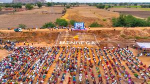 ನರೇಗಾ ಅಡಿ ಕೆಲಸ ನೀಡಿ ಗುಳೆ ತಡೆದ ಕೊಪ್ಪಳ ಜಿಲ್ಲಾ ಪಂಚಾಯಿತಿ 