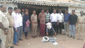  ದಾವಣಗೆರೆಯಲ್ಲಿ  ₹9,96,542 ಮೌಲ್ಯದ ಅಕ್ರಮ ಮದ್ಯ ವಶಪಡಿಸಿಕೊಂಡ ಅಬಕಾರಿ ಇಲಾಖೆ