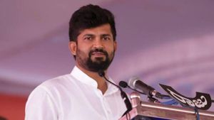  ವರುಣ ಮತದಾರರೇ ಸಿದ್ದರಾಮಯ್ಯನವರ‌‌ ರಾಜಕೀಯ ಜೀವನ ಮುಗಿಸುತ್ತಾರೆ: ಪ್ರತಾಪ್‌ ಸಿಂಹ