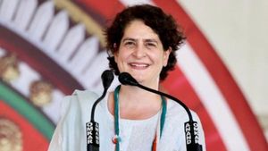  Priyanka Gandhi Vadra: ಏಪ್ರಿಲ್‌ 29ಕ್ಕೆ ಕುಂದಗೋಳದಲ್ಲಿ ಪ್ರೀಯಾಂಕ ಗಾಂಧಿ ರೋಡ್‌ ಶೋ, ವಿವರ ಇಲ್ಲಿದೆ
