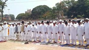 Ramadan 2023: ಹುಬ್ಬಳ್ಳಿಯಲ್ಲಿ ರಂಜಾನ್ ಸಂಭ್ರಮ, ಭಾವೈಕ್ಯತೆಗೆ ಸಾಕ್ಷಿಯಾದ ಆಚರಣೆ