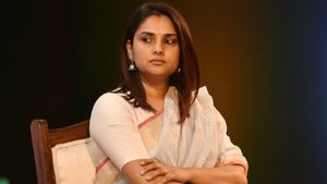 Actress Ramya: ಸಿನಿಮಾ ತಾರೆಯರು ಮತದಾರರ ಮೇಲೆ ಪ್ರಭಾವ ಬೀರಲ್ಲ; ಕಾಂಗ್ರೆಸ್ ಸ್ಟಾರ್ ಪ್ರಚಾರಕಿ ರಮ್ಯಾ