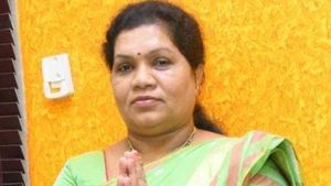 Sharada Shetty: ಕುಮಟಾ ಕಾಂಗ್ರೆಸ್ ಬಂಡಾಯ ಶಮನ: ನಾಮಪತ್ರ ಹಿಂಪಡೆದು ರಾಜಕೀಯ ನಿವೃತ್ತಿ ಘೋಷಿಸಿದ ಶಾರದಾ ಶೆಟ್ಟಿ