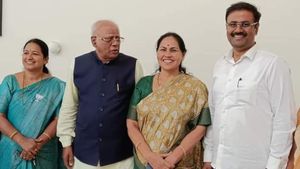ದಾವಣಗೆರೆಯ ಉತ್ತರಕ್ಕೆ ಕೇಸರಿ ಕಲಿ ಯಾರು? ಪುತ್ರನಿಗೆ ಟಿಕೆಟ್ ಕೊಡಿಸಲು ಸಂಸದರ ಯತ್ನ