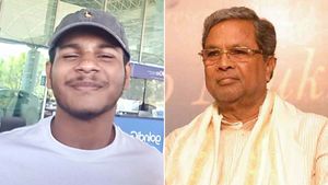 Siddaramaiah: ಪ್ರಚಾರ ಅಖಾಡಕ್ಕೆ ಮೊಮ್ಮಗ ಧವನ್‌ ರಾಕೇಶ್‌ ಜೊತೆ ಬಂದ ಸಿದ್ದರಾಮಯ್ಯ 