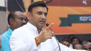 ಸಮುದಾಯಗಳನ್ನು ಒಡೆದು ರಾಜಕಾರಣ ಮಾಡುವ ಅನಿವಾರ್ಯತೆ ನಮಗಿಲ್ಲ- ಸಚಿವ ಸುಧಾಕರ್‌ 