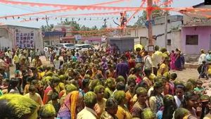  ಭಂಡಾರದಲ್ಲಿ ಮಿಂದೆದ್ದ ಮನಸೂರು ಗ್ರಾಮದ ಜನತೆ, ವಿವರ ಇಲ್ಲಿದೆ