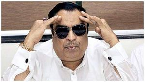  ಕಾಂಗ್ರೆಸ್ ಪ್ರಣಾಳಿಕೆಯಿಂದ ಪ್ರತಿ ಮನೆಯಲ್ಲಿ ಅತ್ತೆ-ಸೊಸೆ ಜಗಳ; ಸಿಎಂ ಇಬ್ರಾಹಿಂ ವ್ಯಂಗ್ಯ