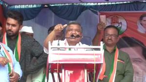 ಬೊಮ್ಮಾಯಿ ಕೂಡ ಕಾಂಗ್ರೆಸ್ ಪಾರ್ಟಿಗೆ ಸೇರಿಸಿಕೊಳ್ಳಿ ಅಂದಿದ್ರು: ಹಳೆ ಘಟನೆ ನೆನೆದ ಜಗದೀಶ್ ಶೆಟ್ಟರ್