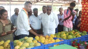 ಕೊಡಗಿನಲ್ಲಿ ಜನರನ್ನು ಸೆಳೆದ ಮಾವು ಮತ್ತು ಹಲಸು ಮೇಳ 