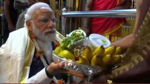  ದಕ್ಷಿಣ ಕಾಶಿ ನಂಜನಗೂಡು ಶ್ರೀಕಂಠೇಶ್ವರ ದರ್ಶನ ಪಡೆದ ಪ್ರಧಾನಿ ನರೇಂದ್ರ ಮೋದಿ