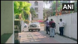 ಅಕ್ರಮ ಹಣ ವರ್ಗಾವಣೆ ಪ್ರಕರಣ: 'ಪೊನ್ನಿಯಿನ್ ಸೆಲ್ವನ್' ನಿರ್ಮಾಣ ಸಂಸ್ಥೆ ಲೈಕಾ ಮೇಲೆ ಇಡಿ ದಾಳಿ 
