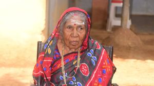 ಕರ್ನಾಟಕದ ಸಾವಿತ್ರಿಬಾಯಿ ಫುಲೆ ಪುಟ್ಟಮ್ಮಾಜಿ ವಿಧಿವಶ: ಇಲ್ಲಿದೆ ಶಿಕ್ಷಣ ಕ್ಷೇತ್ರದ ಕ್ರಾಂತಿಕಾರಿಯ ಯಶೋಗಾಥೆ!