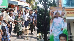  ಸಿದ್ದರಾಮನಹುಂಡಿಯಲ್ಲಿ ಸಿದ್ದರಾಮಯ್ಯನ ಅಭಿಮಾನಿಗಳಿಂದ ಮುಗಿಲು ಮುಟ್ಟಿದ ಸಂಭ್ರಮ