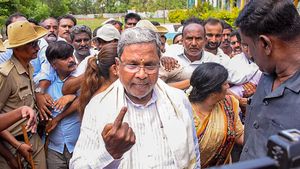 Siddaramaiah: ವರುಣಾದಲ್ಲಿ ಸಿದ್ದುಗೆ ಗದ್ದುಗೆ ಖಚಿತ ಎಂದು ಭವಿಷ್ಯ ನುಡಿದ ಅರ್ಚಕ