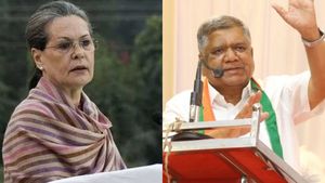 Karnataka Elections 2023: ಜಗದೀಶ್ ಶೆಟ್ಟರ್ ಪರ ಹುಬ್ಬಳ್ಳಿಯಲ್ಲಿ ಸೋನಿಯಾ ಪ್ರಚಾರ- ಲಿಂಗಾಯತ ಮತದಾರರಿಗೆ ಗಾಳ