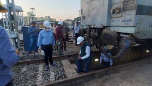 Vande Bharat Train: ಮೇ ಮುಗಿದರೂ ಆರಂಭಗೊಳ್ಳದ ವಂದೇ ಭಾರತ್ ರೈಲು ಸಂಚಾರ: ಯಾಕಿಷ್ಟು ವಿಳಂಬ?