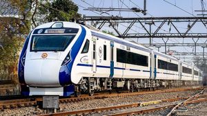 ಮುಂಬೈ-ಗೋವಾ ವಂದೇ ಭಾರತ್ ಎಕ್ಸ್‌ಪ್ರೆಸ್ ಪ್ರಯೋಗಿಕ ಸಂಚಾರ 