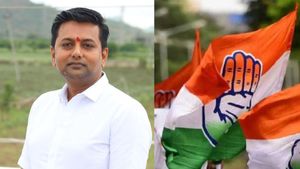 ಚಿತ್ರದುರ್ಗ: ಜೆಡಿಎಸ್ ತೊರೆದಿದ್ದ ಕಾಂಗ್ರೆಸ್‌ ಅಭ್ಯರ್ಥಿ ಕೆ.ಸಿ.ವೀರೇಂದ್ರ ಪಪ್ಪಿ ಗೆಲುವು  
