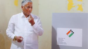ಚಾಮರಾಜನಗರ, ವರುಣಾ ಎರಡಲ್ಲೂ ವಿ ಸೋಮಣ್ಣಗೆ ಹಿನ್ನಡೆ 