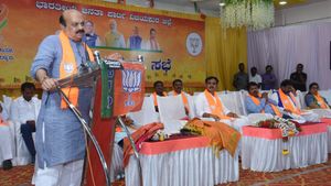 Karnataka: ರಾಜ್ಯದಲ್ಲಿ ಕಾಂಗ್ರೆಸ್ ಗ್ಯಾರಂಟಿ, ಆಡಳಿತ, ಜಲ-ವಿದ್ಯುತ್ ಕ್ಷಾಮ: ಬೊಮ್ಮಾಯಿ ಭವಿಷ್ಯ