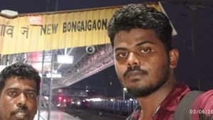  Odisha Train Accident: ರೈಲು ದುರಂತದಲ್ಲಿ ಸಿಲುಕಿದ್ದ ಗುಂಡ್ಲುಪೇಟೆಯ ಇಬ್ಬರು ಯುವಕರು ಸೇಫ್