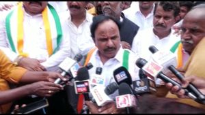  Anna bhagya scheme: ಕೇಂದ್ರ  ಸರ್ಕಾರದಿಂದ ರಾಜ್ಯಕ್ಕೆ ಮಲತಾಯಿ ಧೋರಣೆ: ಸಚಿವ ಡಿ.ಸುಧಾಕರ್