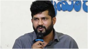 Gruhalakshmi Scheme: ಮೋದಿ ಅಕೌಂಟ್ ಮಾಡಿಸಿದ್ದಾರೆ ನೀವು ಹಣ ಹಾಕಿ ಎಂದ ಪ್ರತಾಪ್ ಸಿಂಹಗೆ ಕಾಂಗ್ರೆಸ್ ತಿರುಗೇಟು 