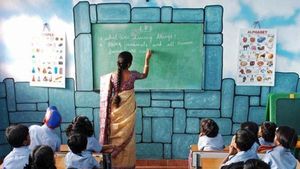 ಮಂಡ್ಯ: ಶೈಕ್ಷಣಿಕ ಚಟುವಟಿಕೆ ಪ್ರಾರಂಭವಾದರೂ ಜಿಲ್ಲೆಯಲ್ಲಿ ನೀಗದ ಶಿಕ್ಷಕರ ಕೊರತೆ!