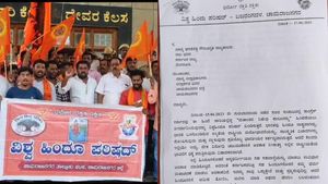 ಮತಾಂತರ ನಿಷೇಧ ಕಾಯ್ದೆ ವಾಪಸ್‌: ಚಾಮರಾಜನಗರದಲ್ಲಿ ಕಾಂಗ್ರೆಸ್‌ ವಿರುದ್ಧ ಹಿಂದೂಪರ ಸಂಘಟನೆಗಳ ಪ್ರತಿಭಟನೆ
