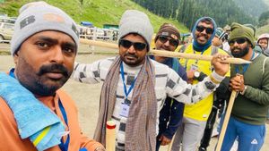 Amarnath Yatra: ಪಂಚತರಣಿಯಲ್ಲಿ ಸಿಲುಕಿಕೊಂಡ ಧಾರವಾಡದ ಐವರು