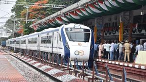 Vande Bharat; ಬೆಂಗಳೂರು-ಧಾರವಾಡ ರೈಲಿನ ವೇಳಾಪಟ್ಟಿ ಬದಲಾಯಿಸಿ 
