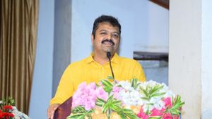 ಏಷ್ಯಾದಲ್ಲಿ ಭಾರತವನ್ನು ದೈತ್ಯ ಶಕ್ತಿ ರಾಷ್ಟ್ರ ಮಾಡೋದು ನರೇಂದ್ರ ಮೋದಿಯವರ ಗುರಿ: ಚಕ್ರವರ್ತಿ ಸೂಲಿಬೆಲೆ