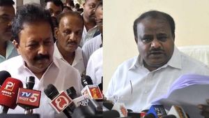  ಸುಮ್ನೆ ಮಾತಾಡ್ಬೇಡಿ, ದಾಖಲೆ ಇದ್ರೆ ಬಿಡುಗಡೆ ಮಾಡಿ ಸ್ವಾಮಿ:  HDKಗೆ ಚಲುವರಾಯಸ್ವಾಮಿ ಸವಾಲು