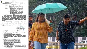 ಭಾರೀ ಮಳೆ: ಜುಲೈ 26 & 27ರಂದು ಚಿತ್ರದುರ್ಗ ಜಿಲ್ಲೆಯ ಶಾಲೆಗಳಿಗೆ ರಜೆ ಘೋಷಣೆ