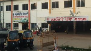 ಪ್ರವಾಸಿಗರಿಗೆ ಮಾಹಿತಿ; ಚಿತ್ರದುರ್ಗದಲ್ಲಿ ಆಟೋ ದರ ಪರಿಷ್ಕರಣೆ 